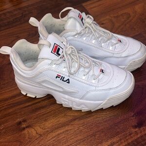 Women’s Fila tennis shoes